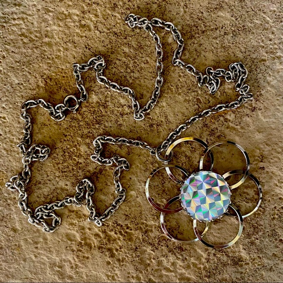 🌸Cool vintage flower power necklace - Picture 1 of 4